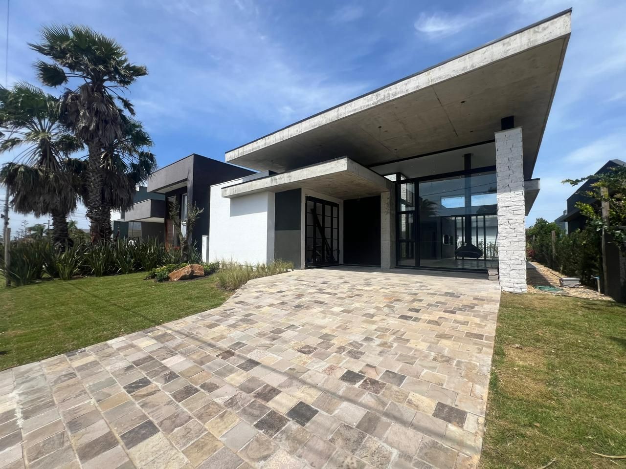 Casa em Condomínio 4 dormitórios para venda, Dubai Resort em Capão da Canoa | Ref.: 13378