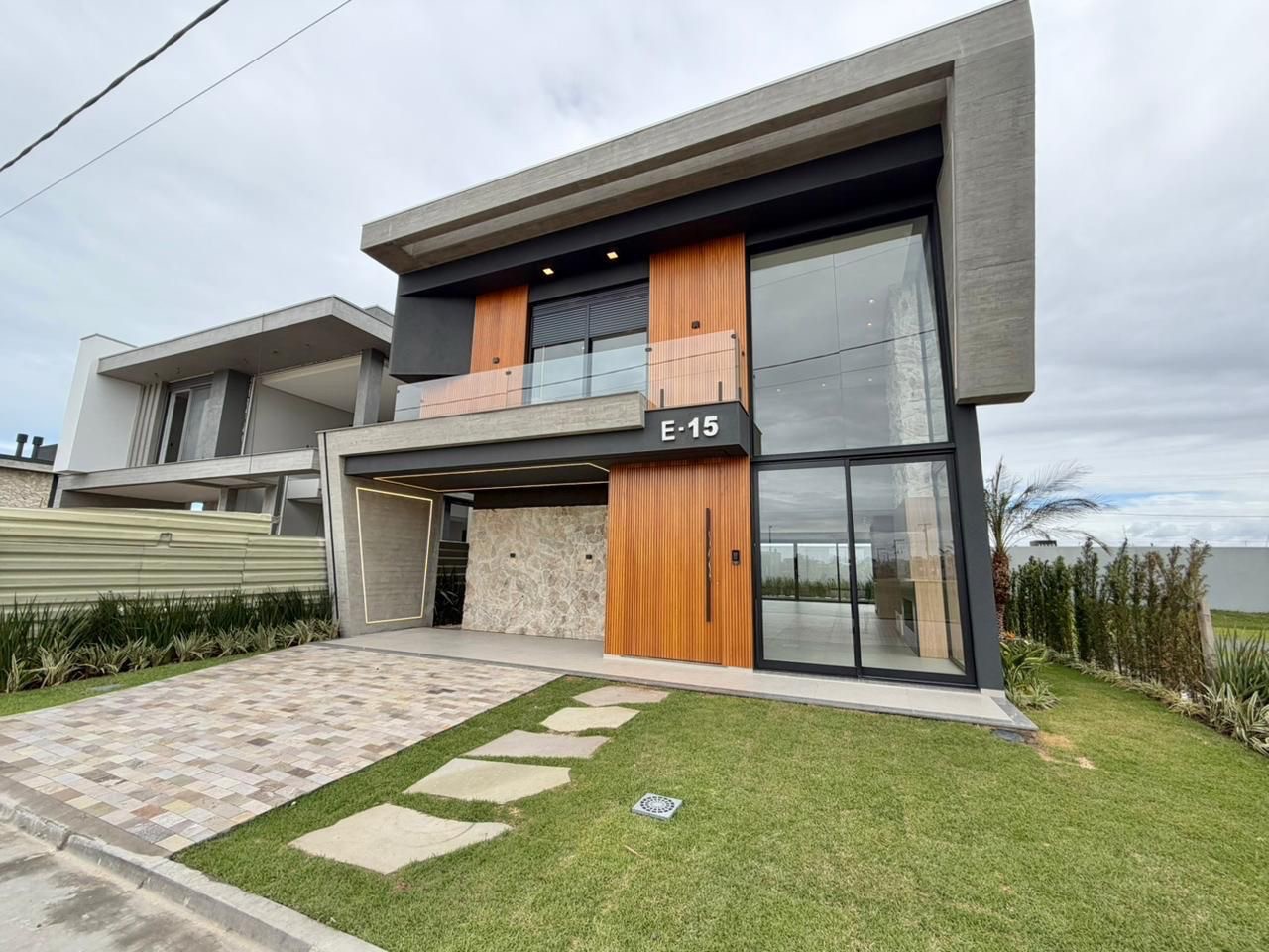 Casa em Condomínio 4 dormitórios para venda, Centro em Xangri-lá | Ref.: 16271