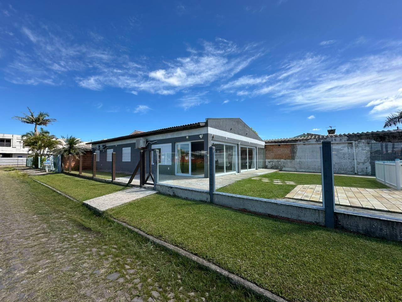 Casa 4 dormitórios para venda, Centro em Xangri-lá | Ref.: 17463